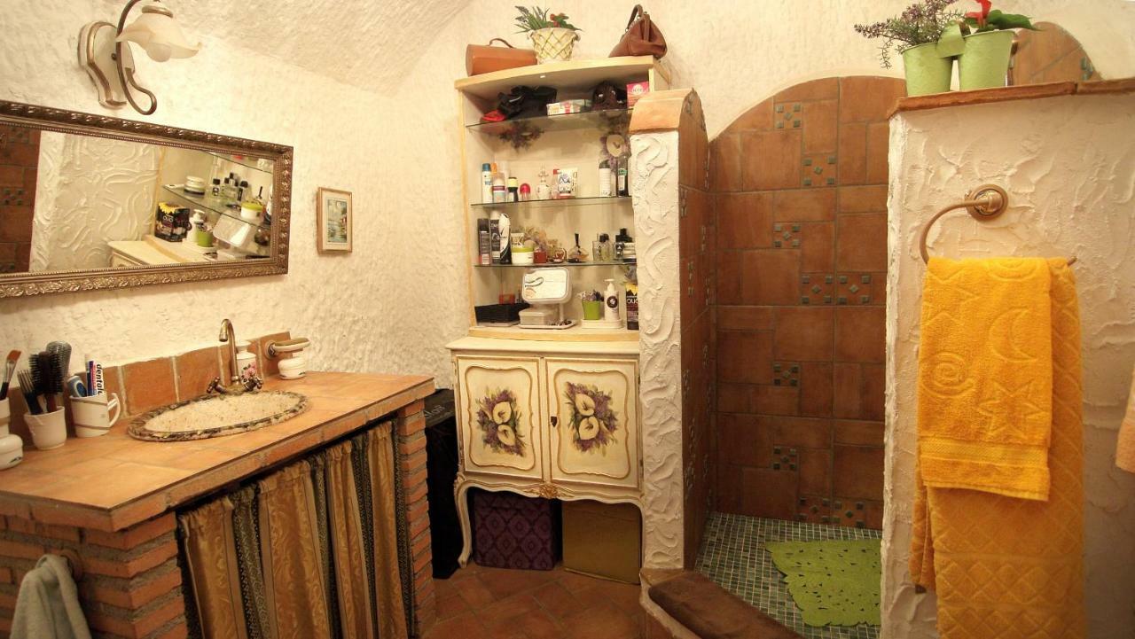 cueva alegria Hostal Guadix Exterior foto